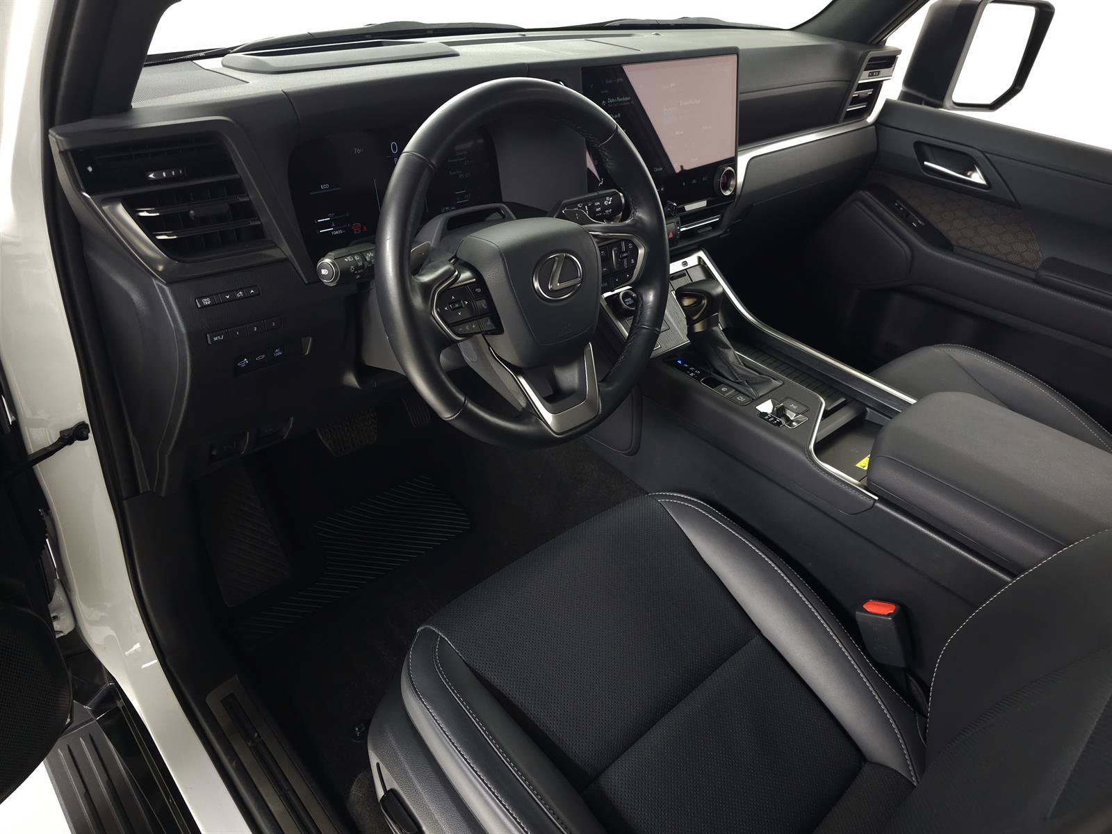 Certified 2026 Lexus GX 550 w/ Accessory Package (2T) AWD/4WD image 19