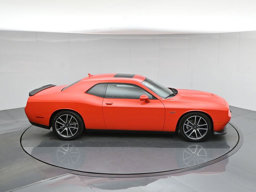 Used 2023 Dodge Challenger R/T image 39
