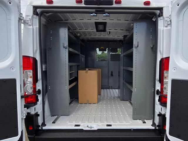 Used 2025 RAM ProMaster 2500 w/ Quick Order Package 22G SLT FWD image 20