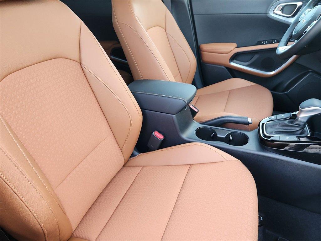 New 2025 Kia Soul EX image 10