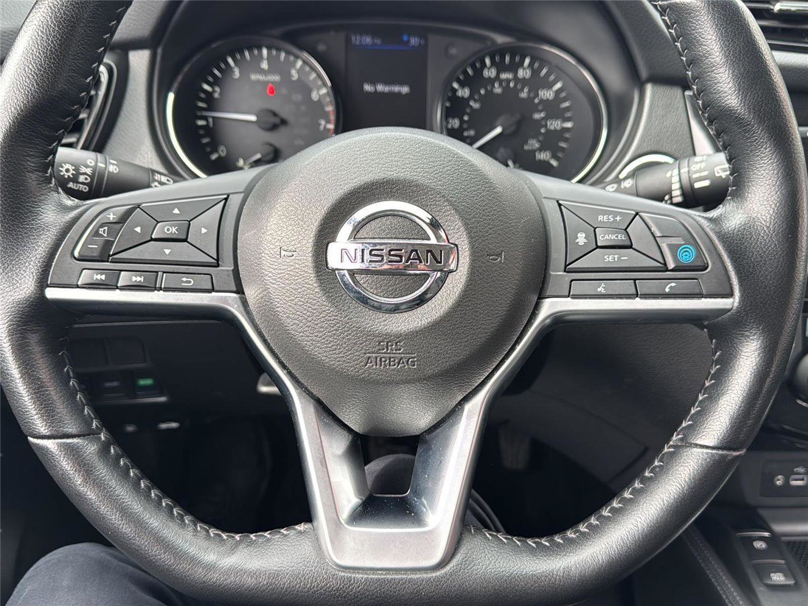 Used 2020 Nissan Rogue Sport SV w/ Technology Package image 21