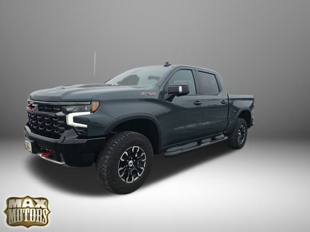 Used 2025 Chevrolet Silverado 1500 ZR2 image 3