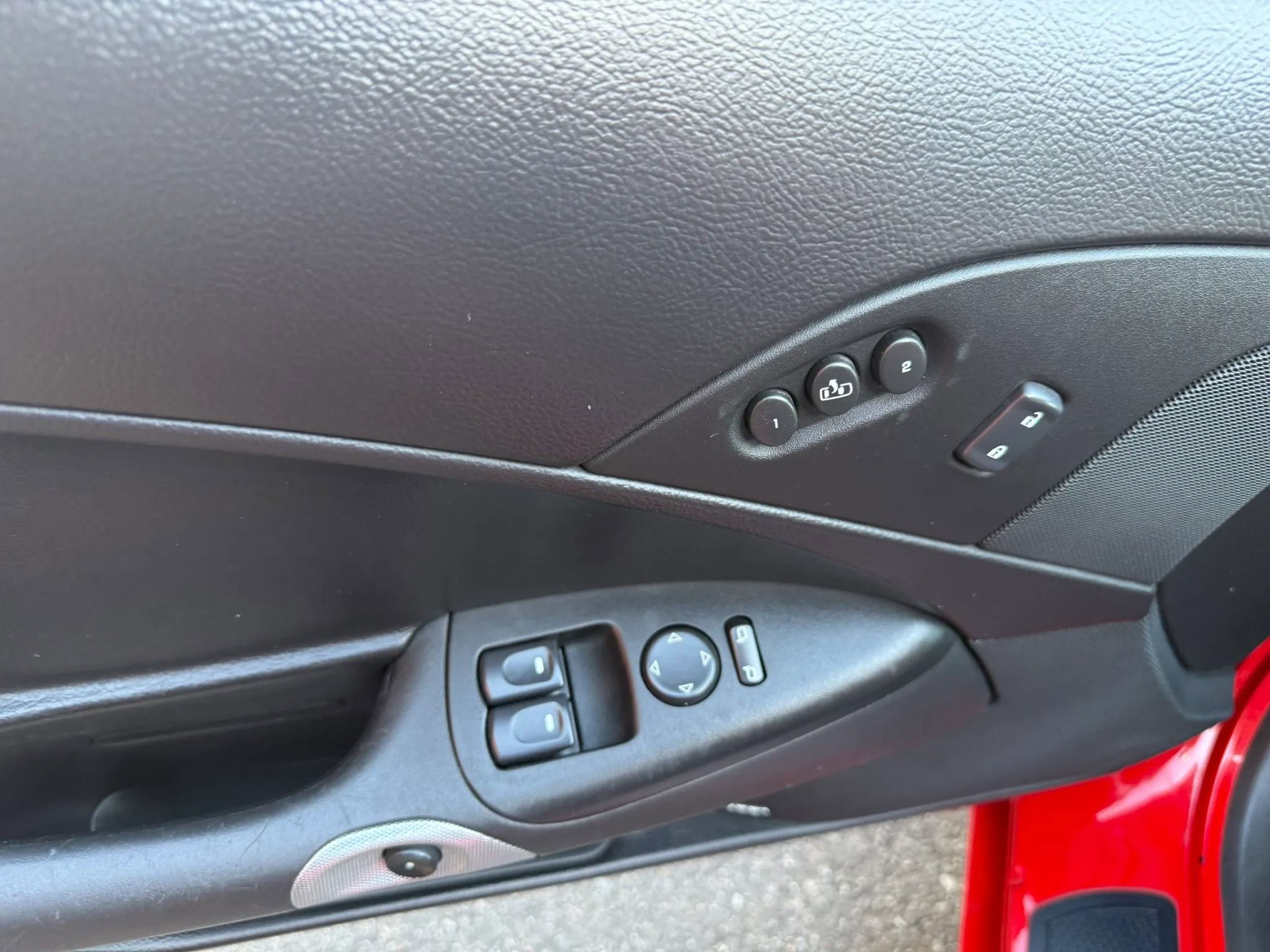 Used 2006 Chevrolet Corvette Convertible w/ Preferred Equipment Group RWD image 22