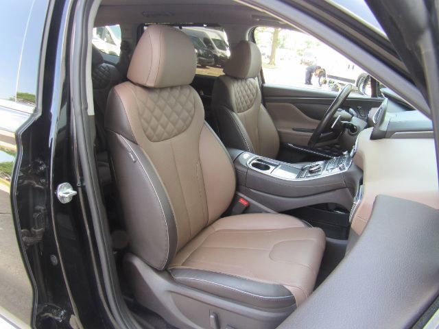 Used 2022 Hyundai Santa Fe Limited image 23
