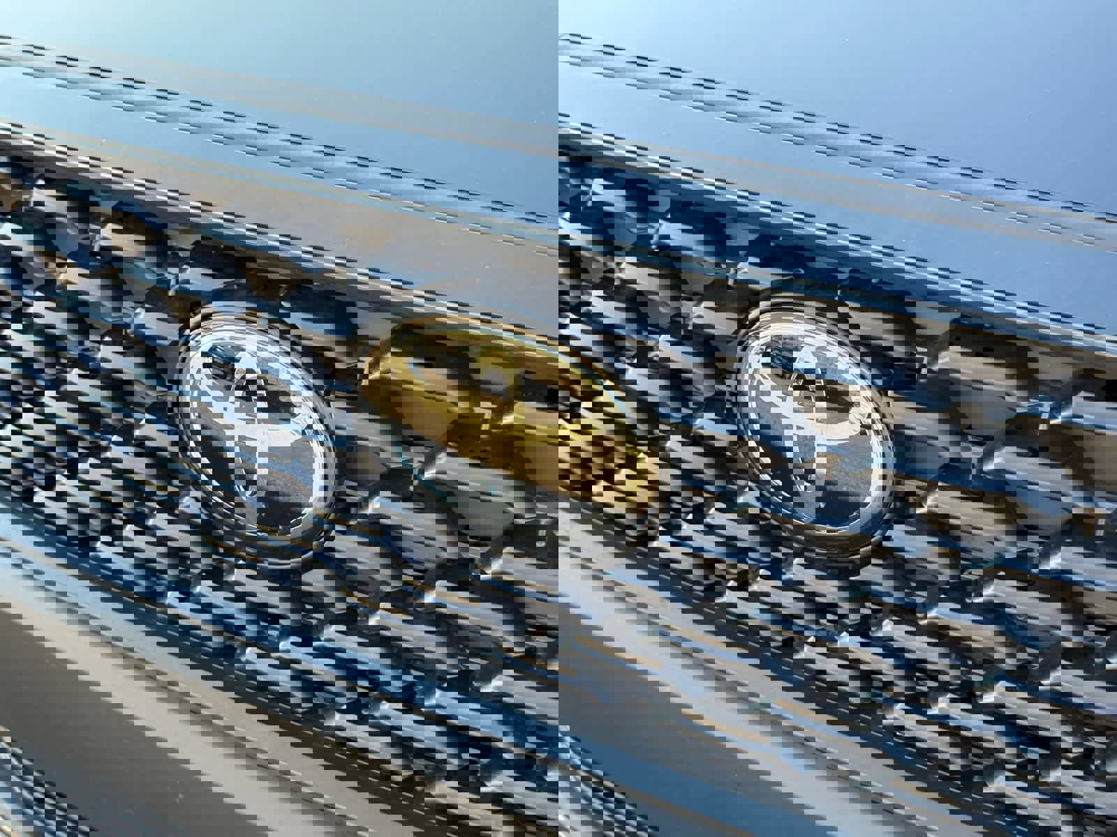 Used 2024 Toyota Corolla Cross LE image 7