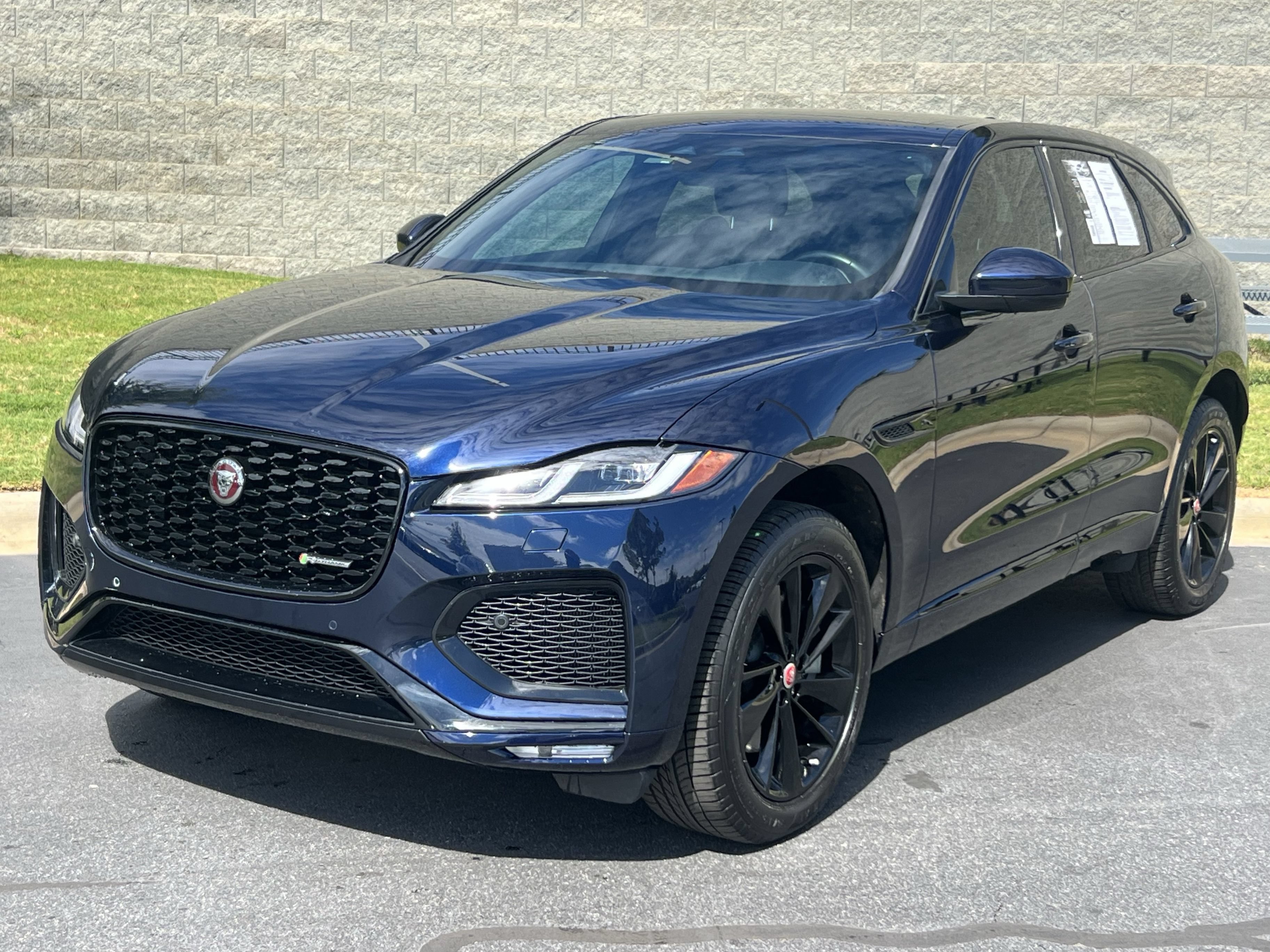 Certified 2023 Jaguar F-PACE R-Dynamic S AWD/4WD image 2