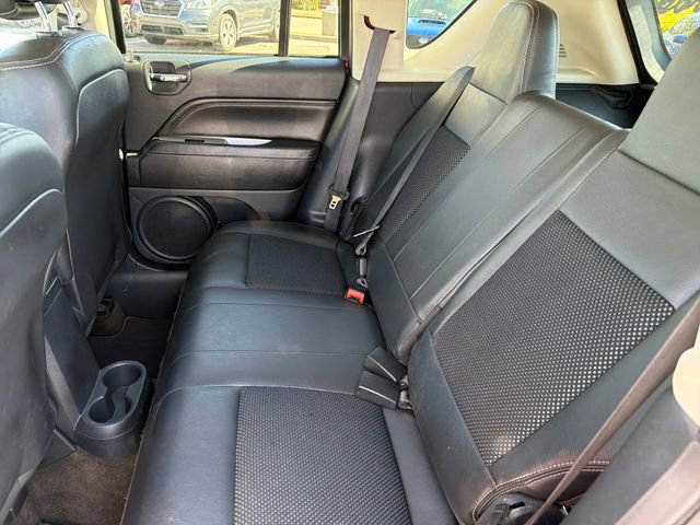 Used 2017 Jeep Compass Latitude image 24