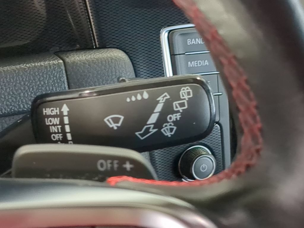 Used 2015 Volkswagen GTI S FWD image 30