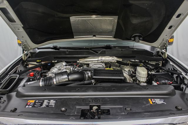 Used 2018 GMC Sierra 3500 Denali AWD/4WD image 14