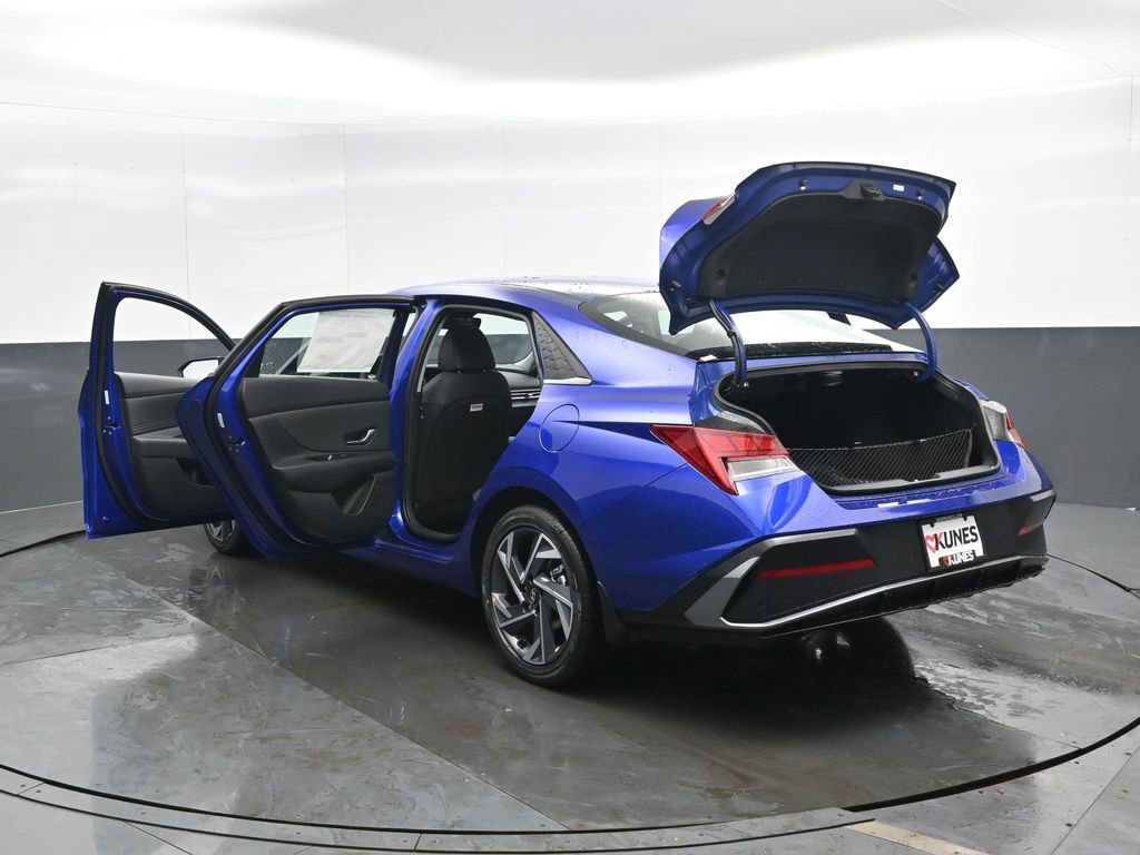 New 2026 Hyundai Elantra Limited image 53