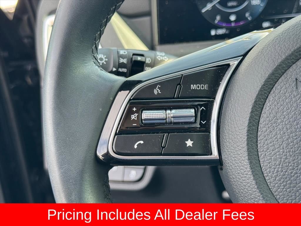 Certified 2025 Kia Seltos EX w/ EX Sunroof Package AWD/4WD image 18