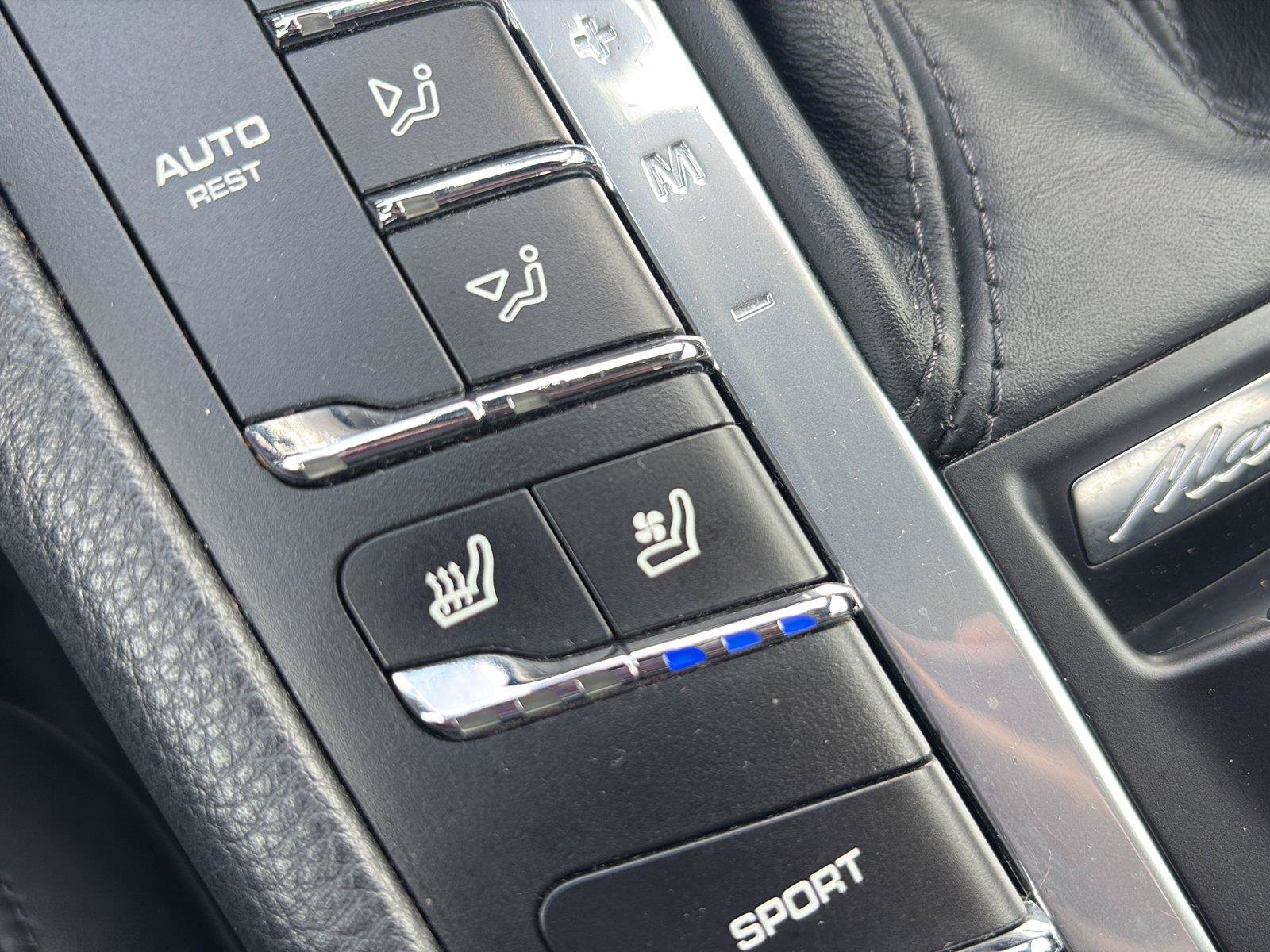 Used 2018 Porsche Macan S AWD/4WD image 36