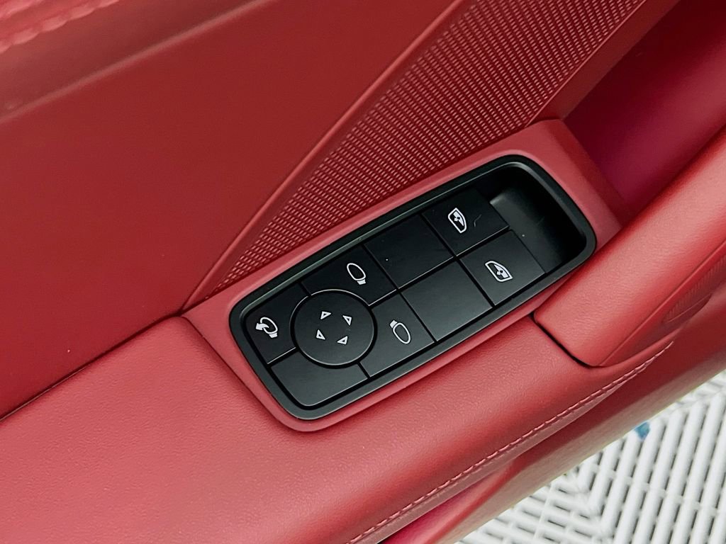 Certified 2024 Porsche 911 Carrera GTS image 20