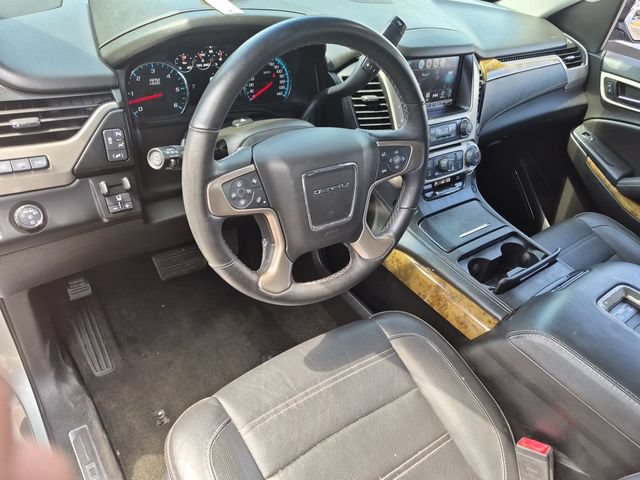 Used 2017 GMC Yukon XL Denali RWD image 10