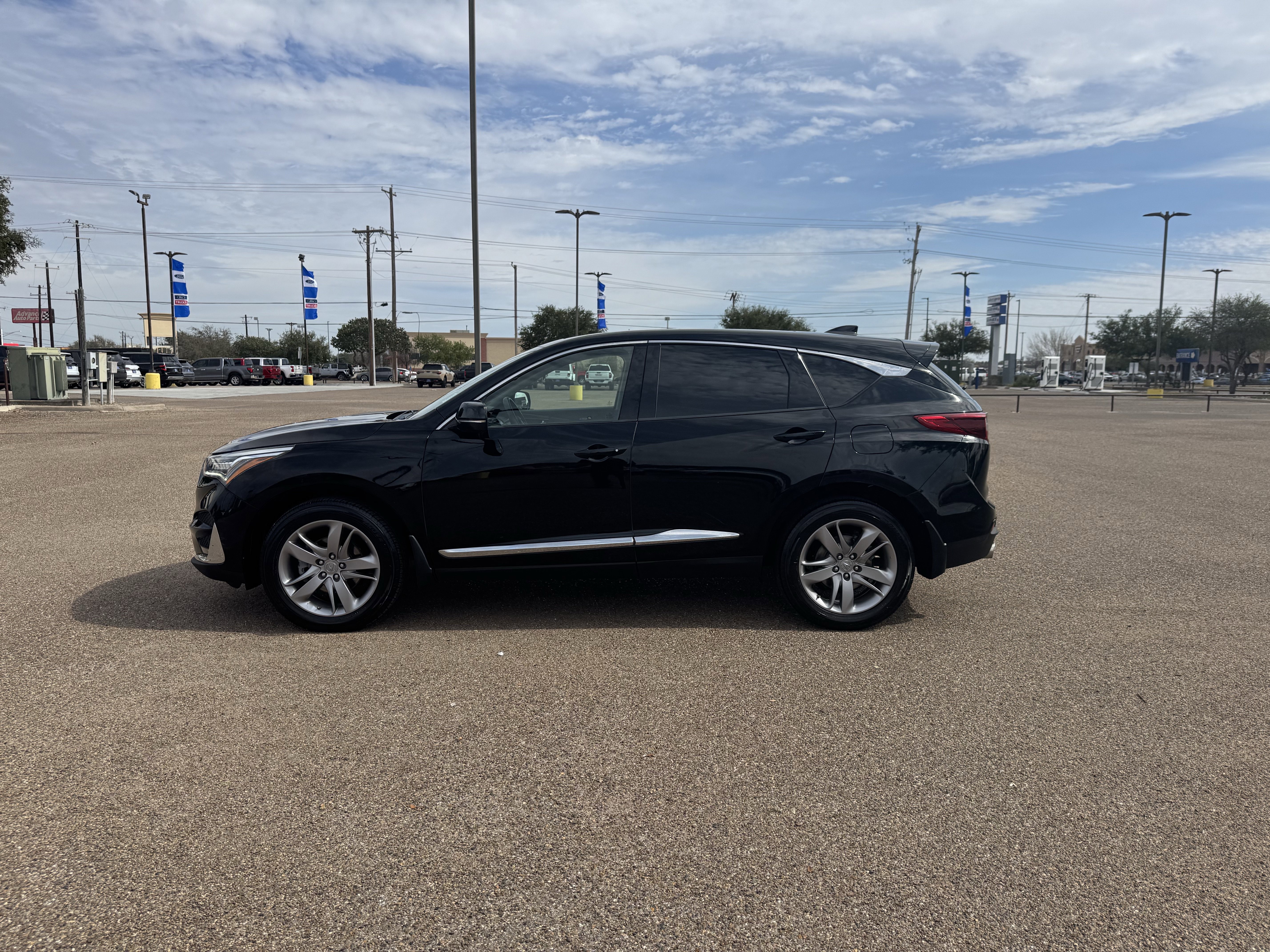 Used 2021 Acura RDX AWD w/ Advance Package image 2