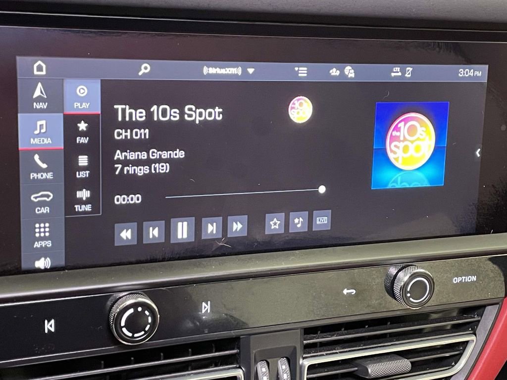 Used 2023 Porsche Macan image 31