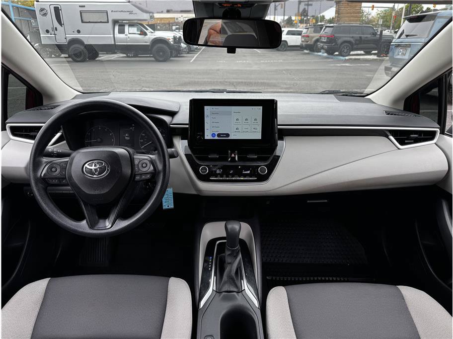 Used 2025 Toyota Corolla LE FWD image 19
