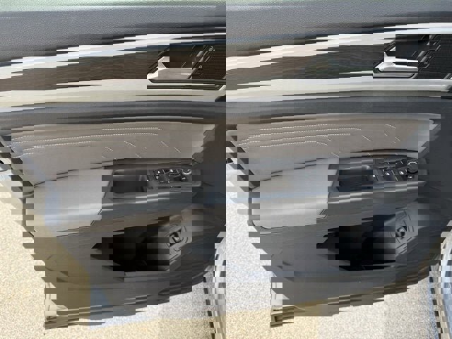 Certified 2022 Volkswagen Atlas SE image 19