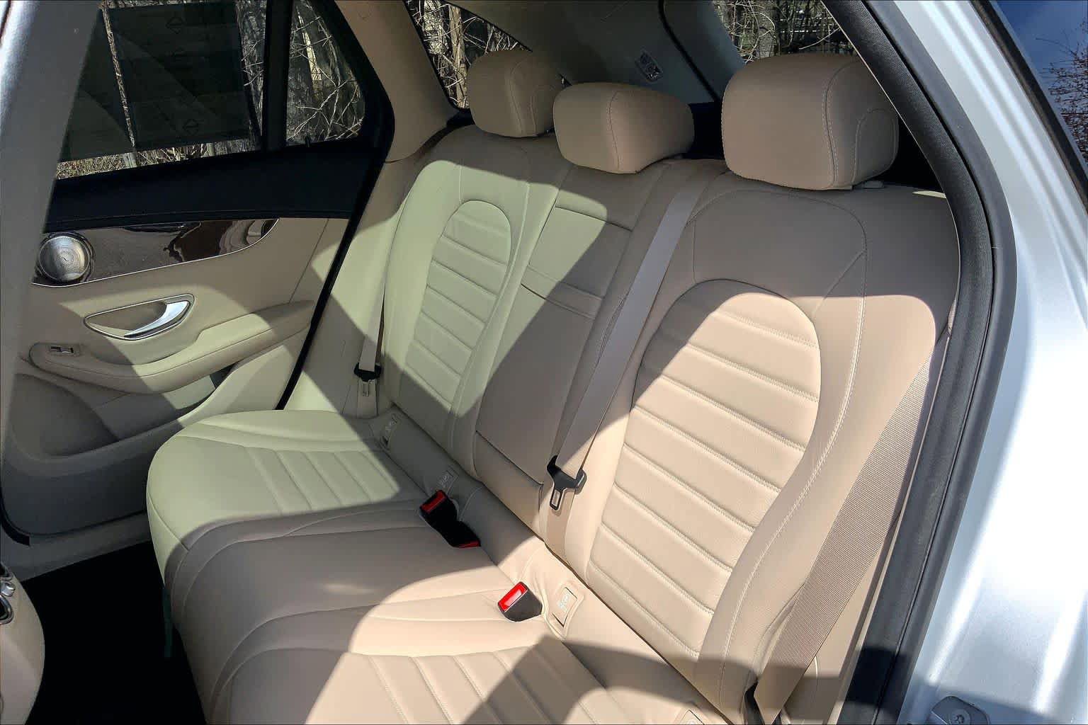 Used 2019 Mercedes-Benz GLC 300 4MATIC image 21