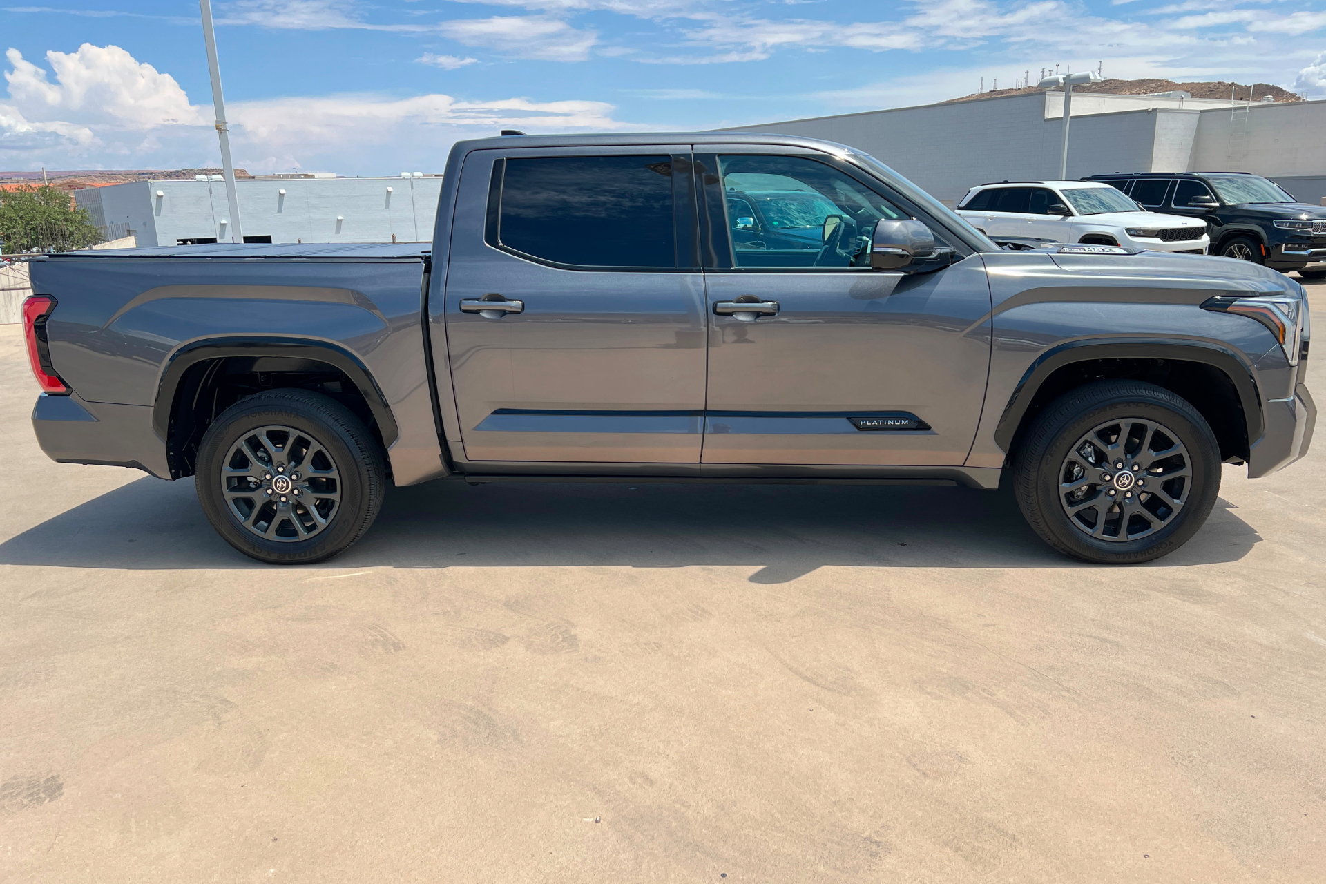 Used 2023 Toyota Tundra Platinum AWD/4WD image 7