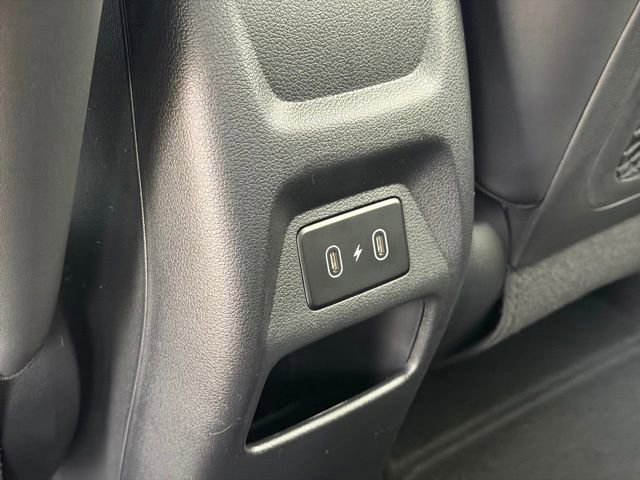 New 2026 Hyundai Venue SEL FWD image 32