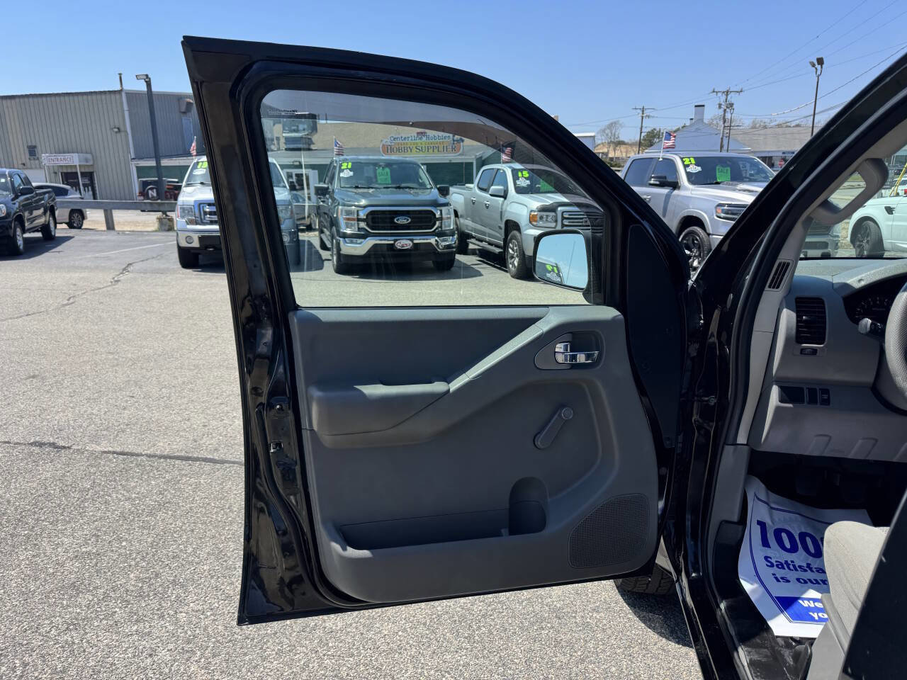 Used 2013 Nissan Frontier S AWD/4WD image 18