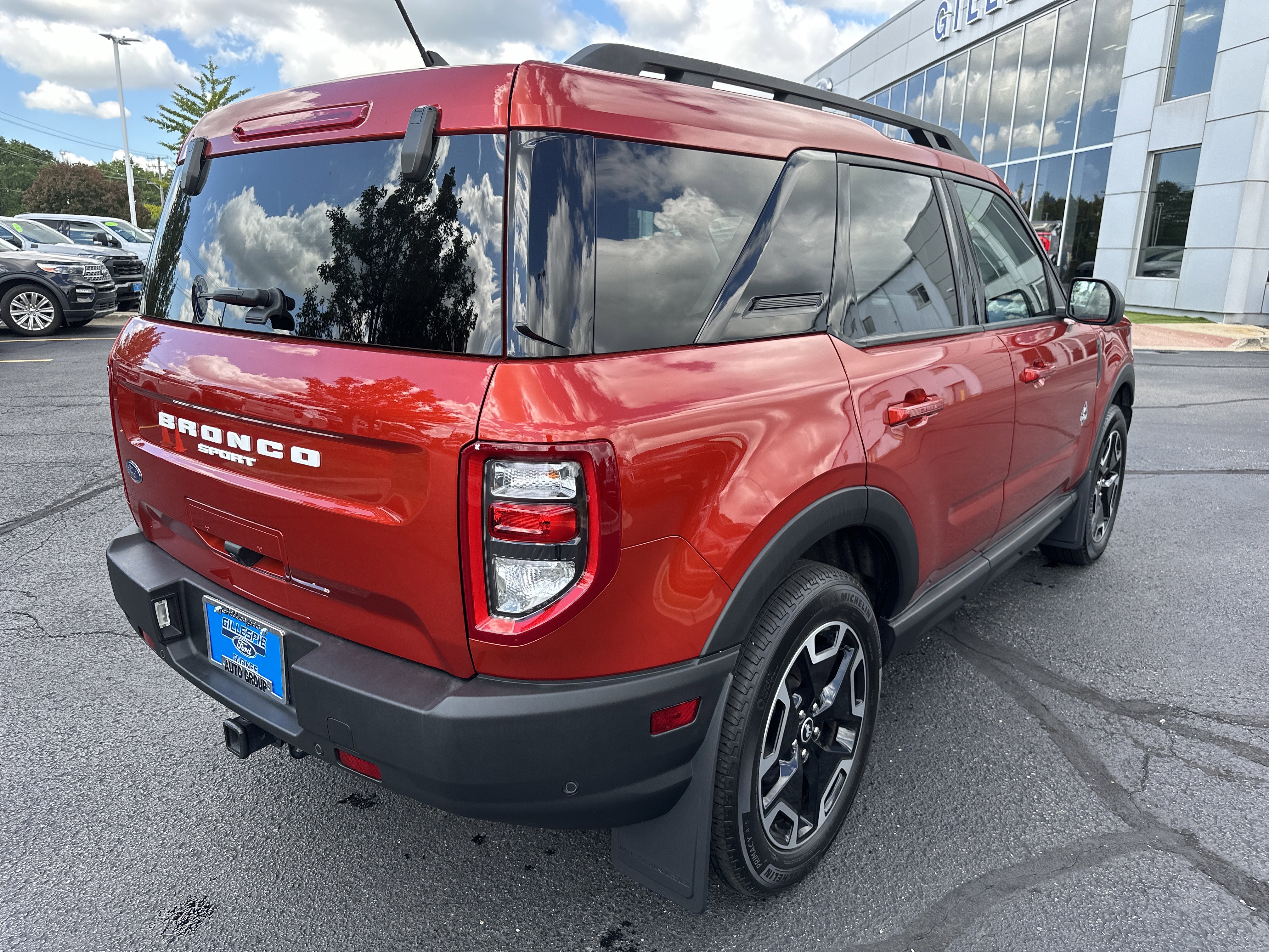 Used 2023 Ford Bronco Sport Outer Banks w/ Tech Package video 3