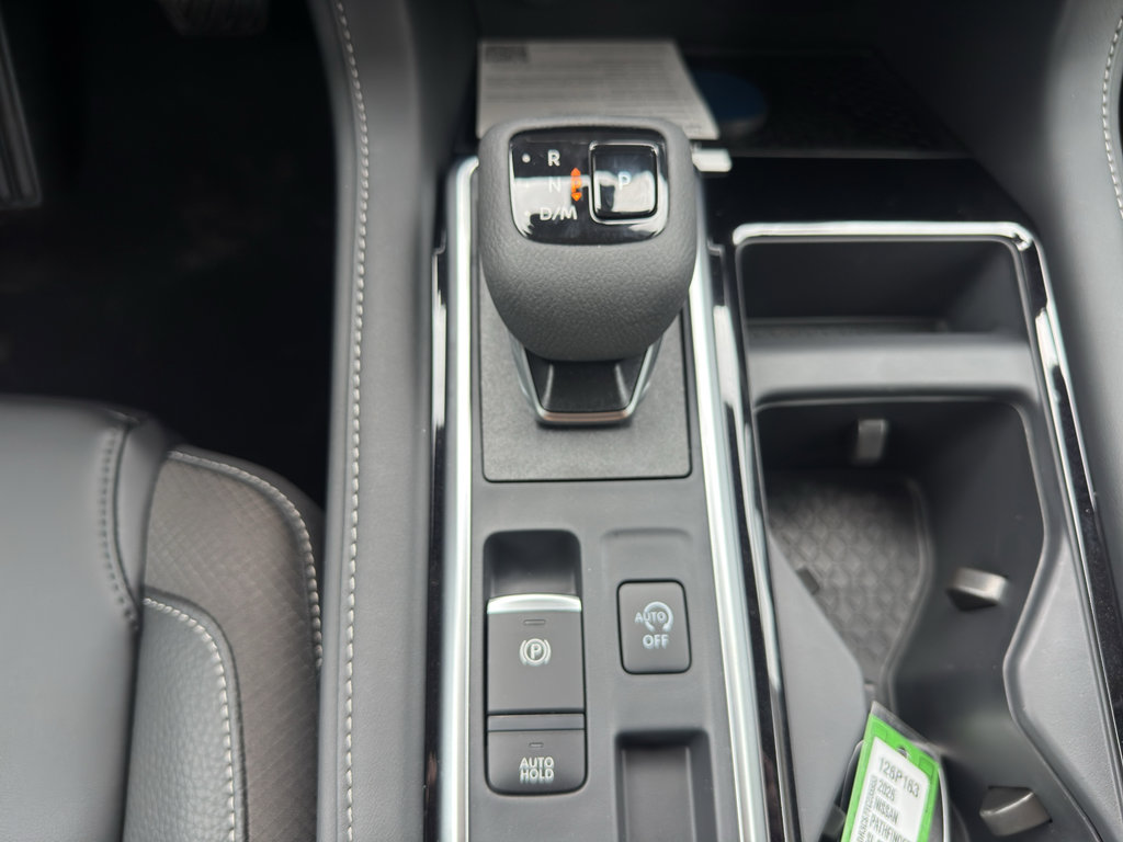 New 2026 Nissan Pathfinder SL image 15