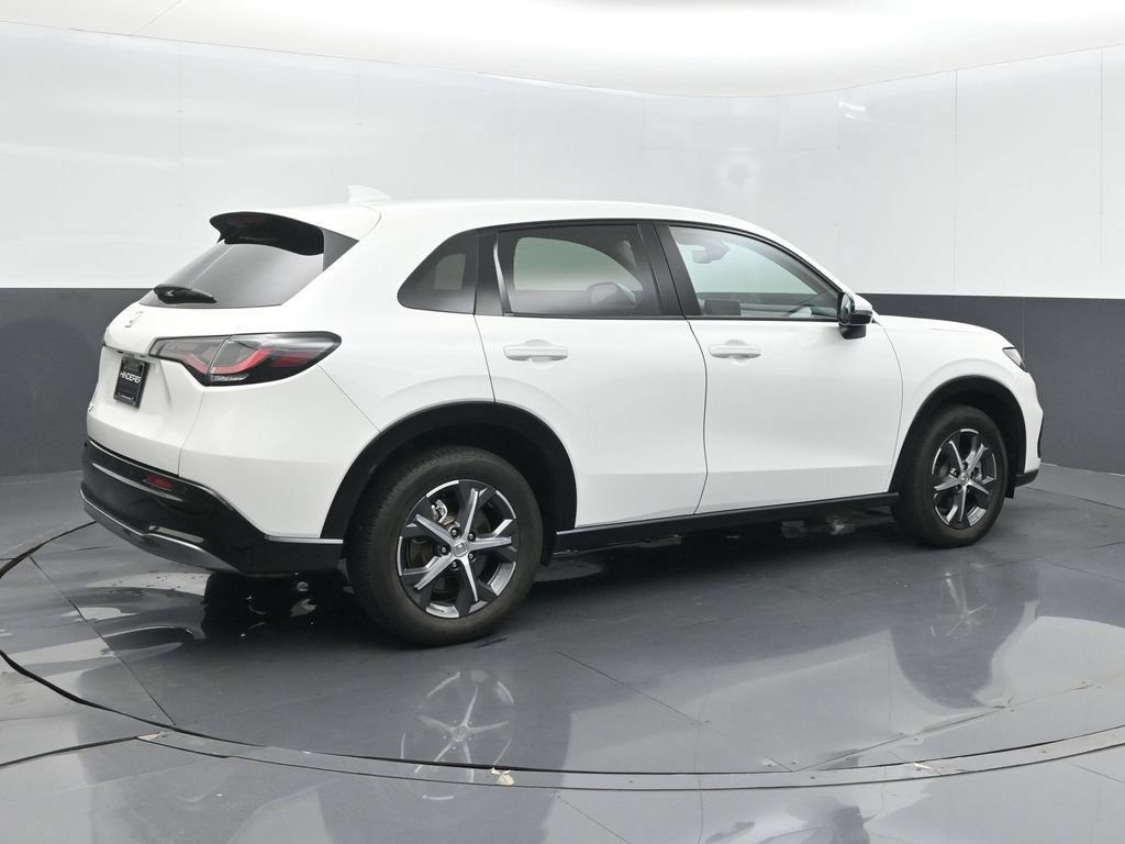 Used 2025 Honda HR-V EX-L image 8