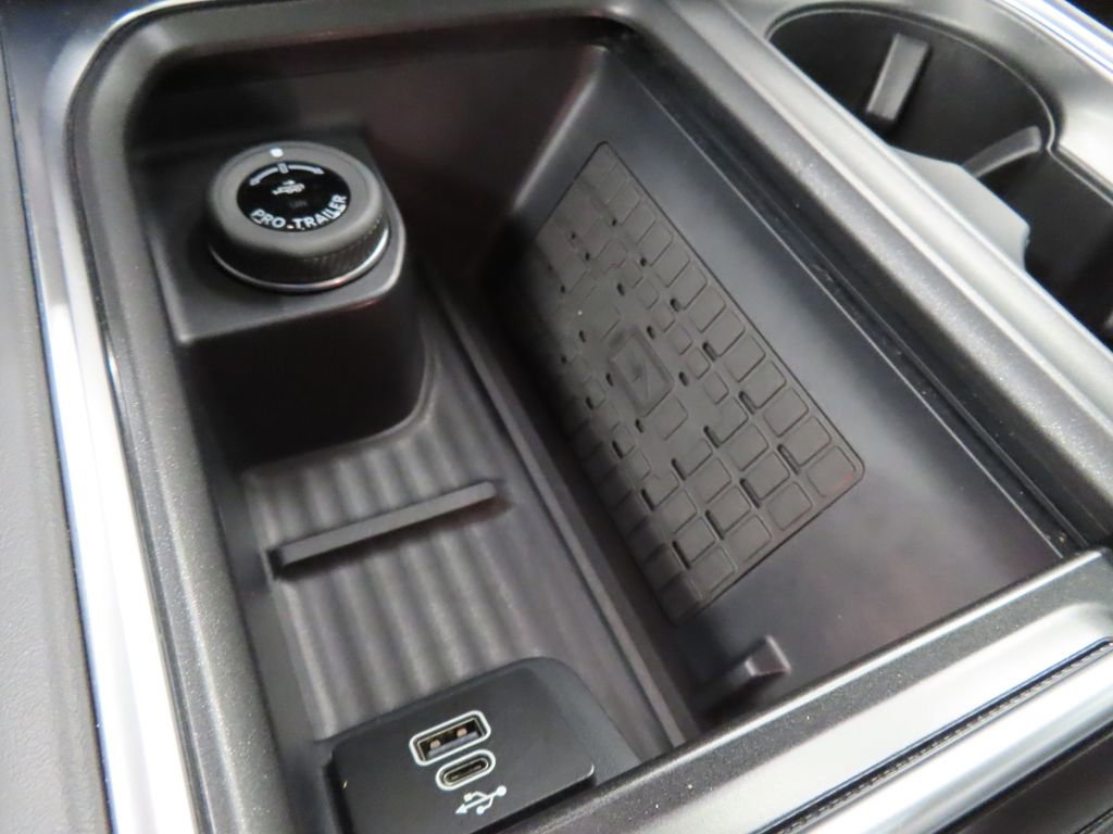 Used 2025 Ford Expedition Active AWD/4WD image 68
