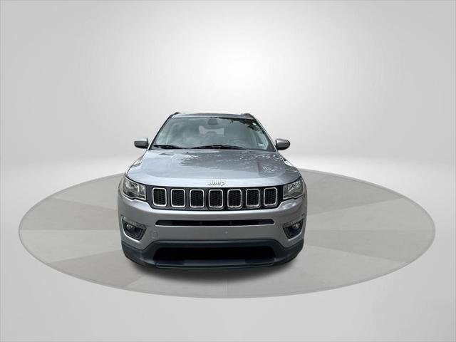 Certified 2019 Jeep Compass Latitude image 2
