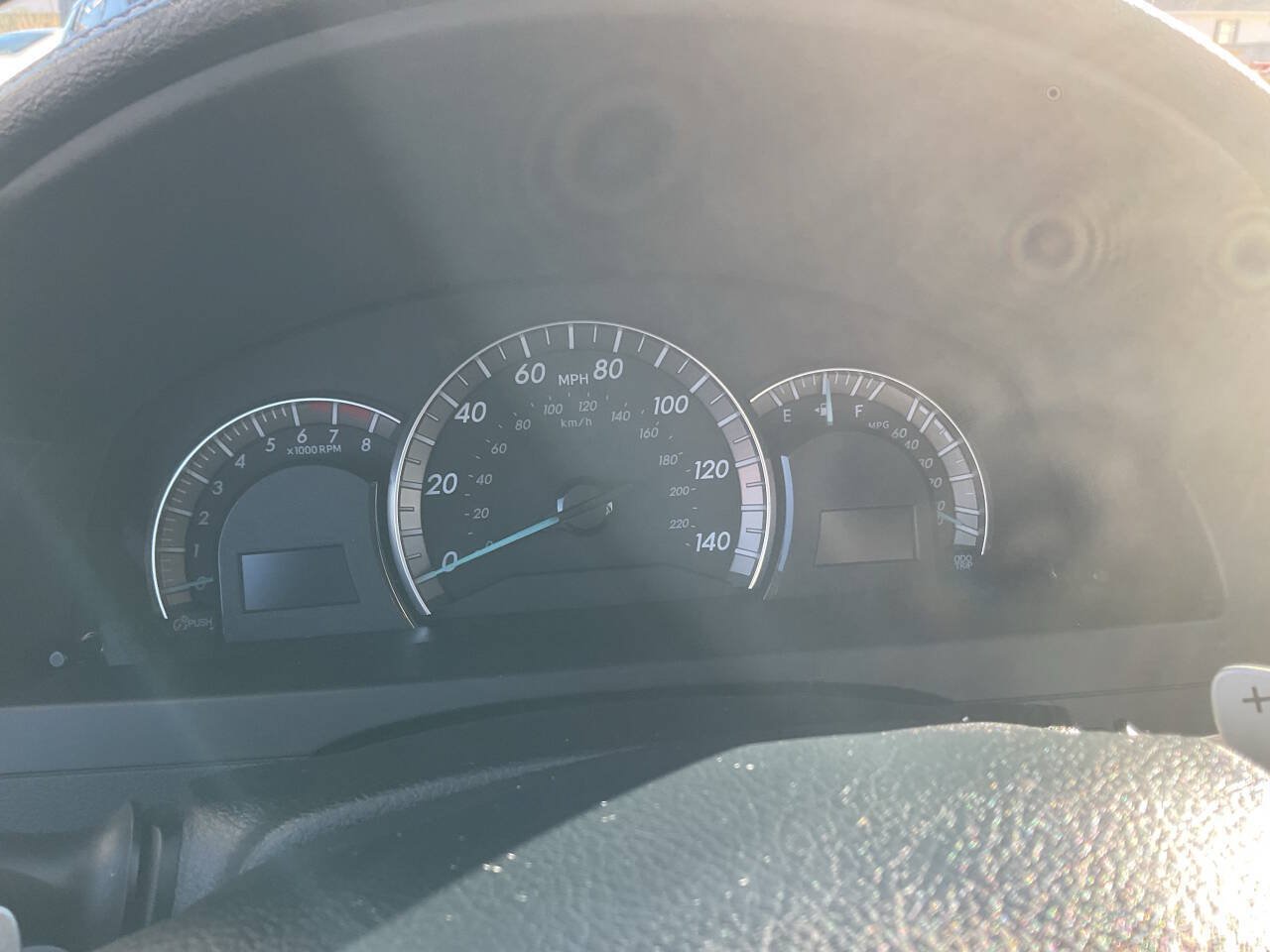 Used 2012 Toyota Camry SE FWD image 17