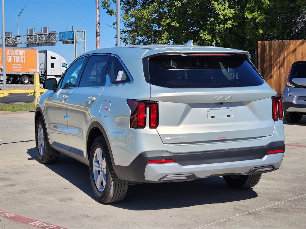 New 2026 Kia Sorento LX image 3