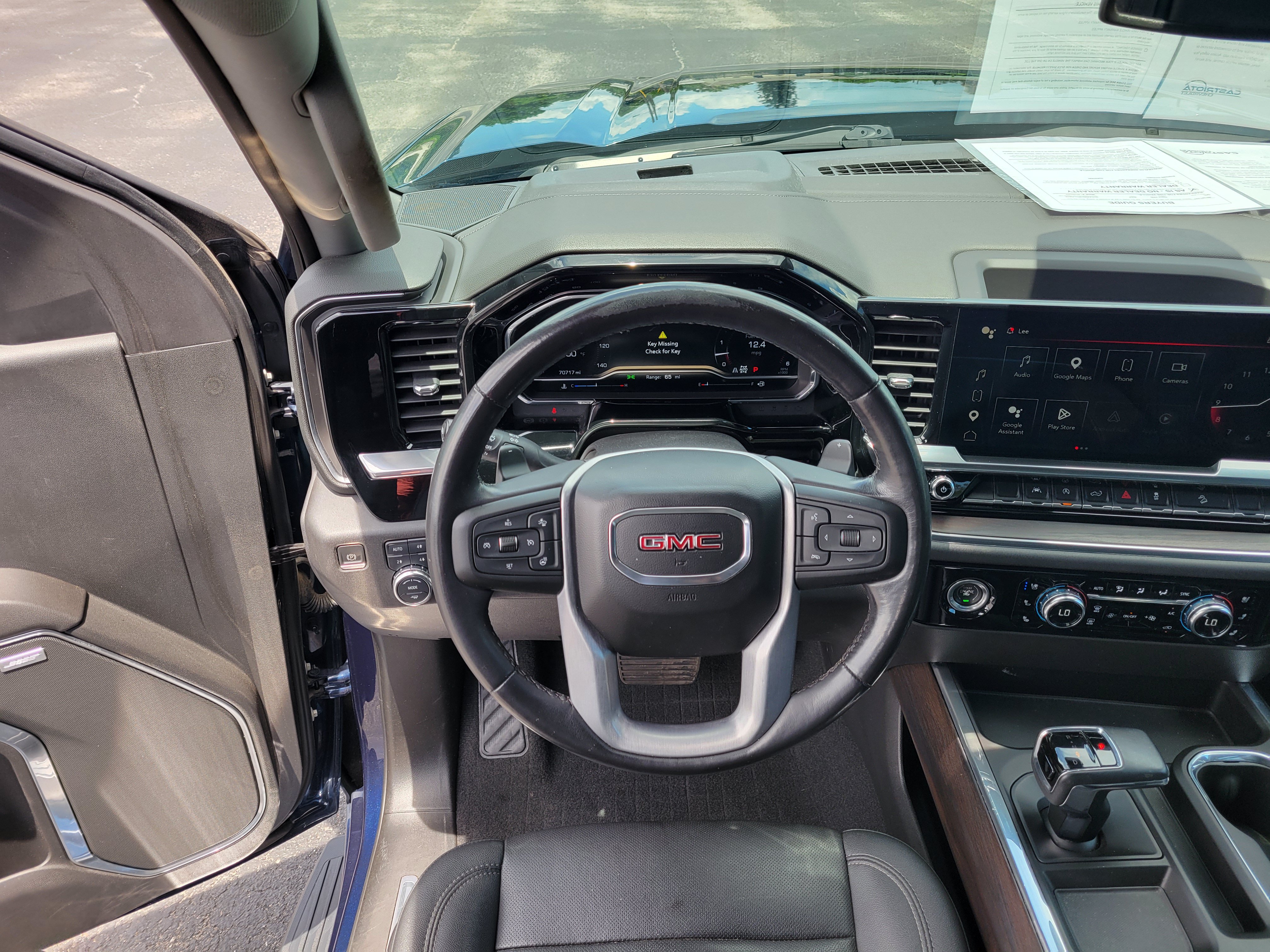 Certified 2023 GMC Sierra 1500 SLT w/ SLT Premium Package AWD/4WD image 17