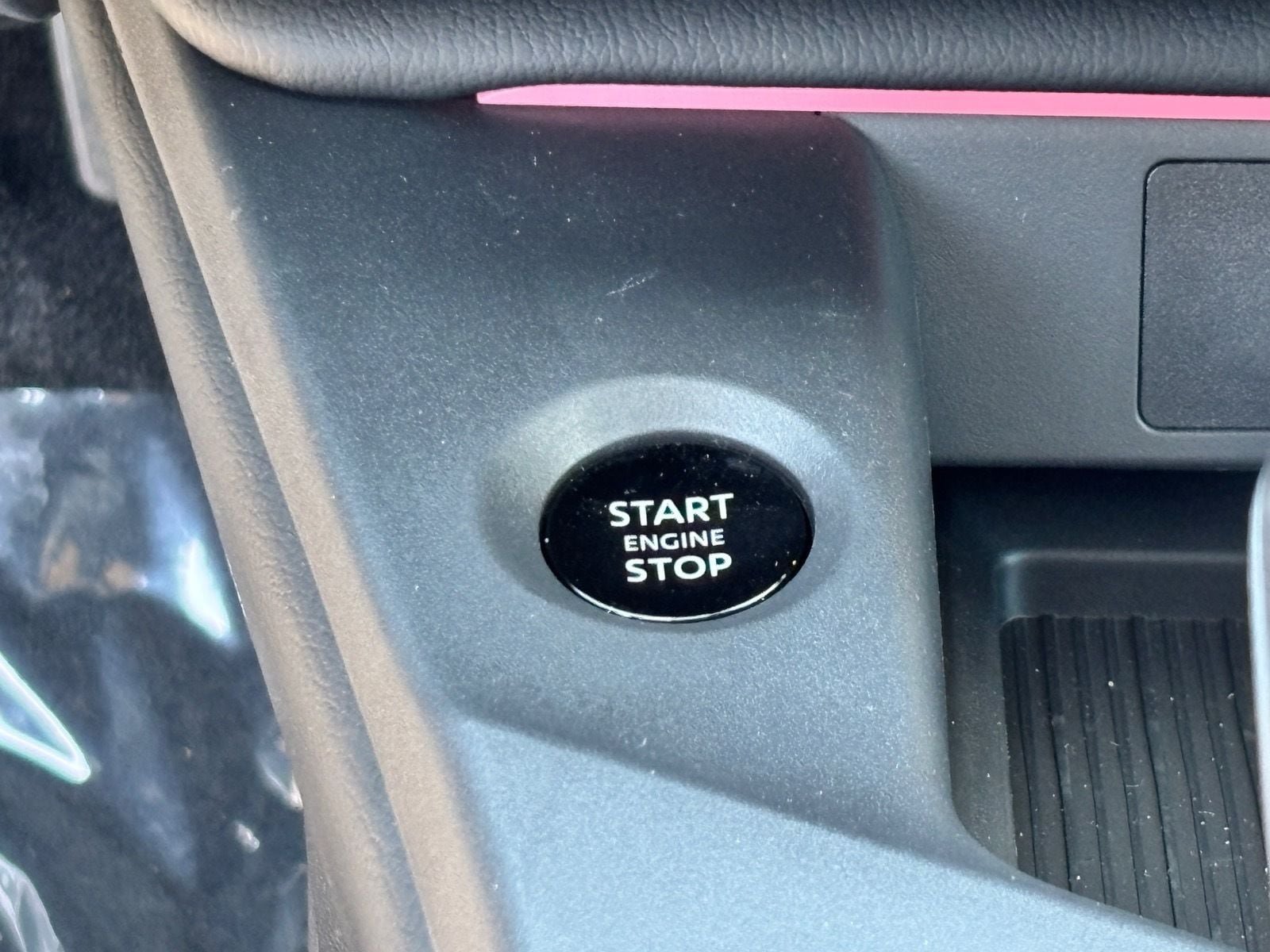 New 2026 Nissan Sentra SR w/ SR Premium Package FWD image 21