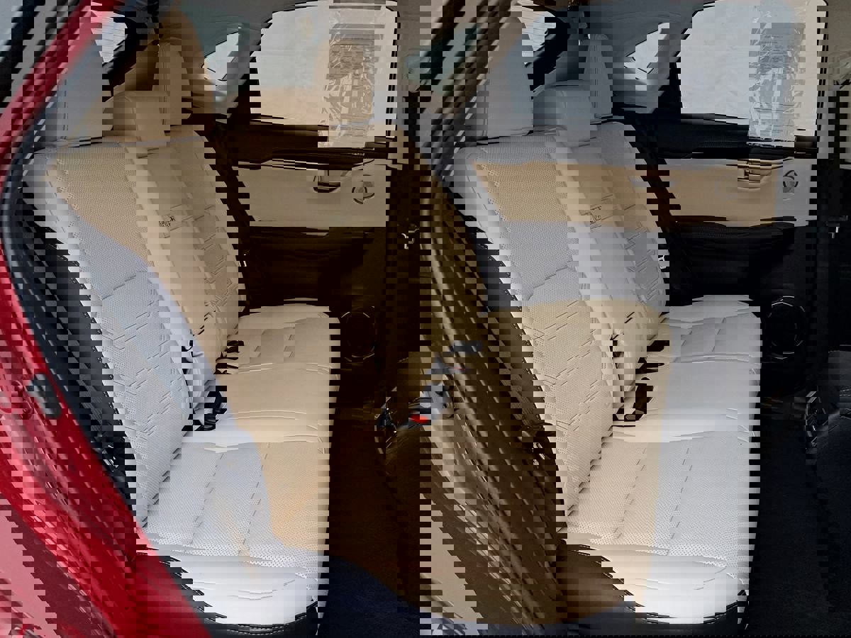 Used 2016 Lexus NX 300h AWD w/ Luxury Package image 37