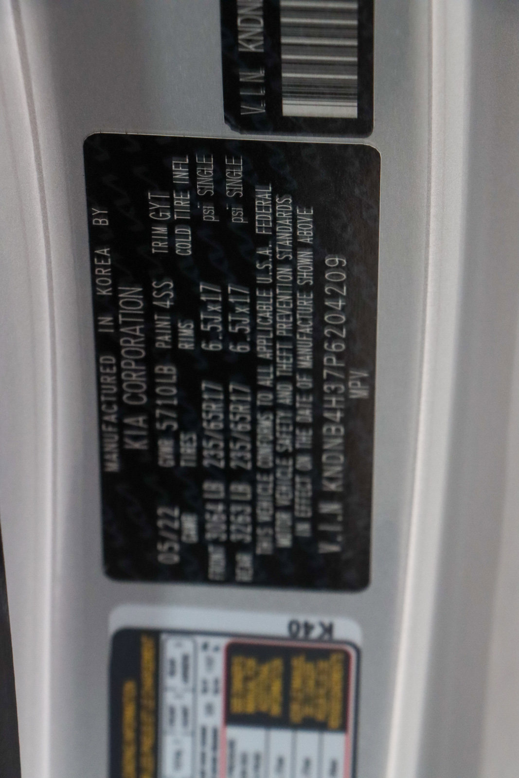 Used 2023 Kia Carnival LX image 33