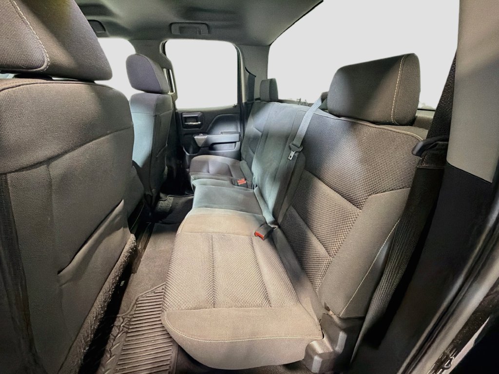 Used 2019 Chevrolet Silverado 1500 LT w/ All Star Edition AWD/4WD image 17