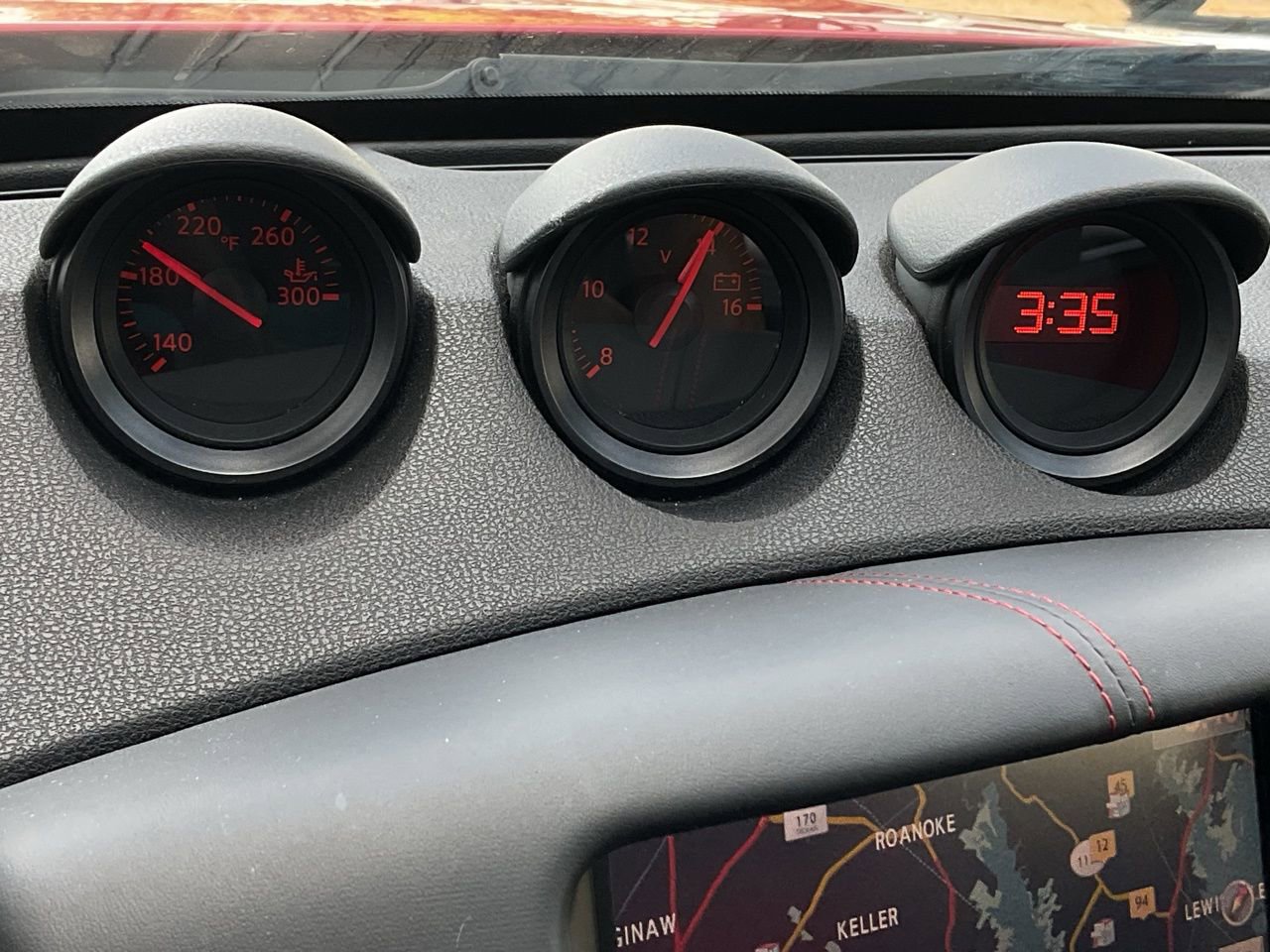 Used 2016 Nissan 370Z NISMO image 28