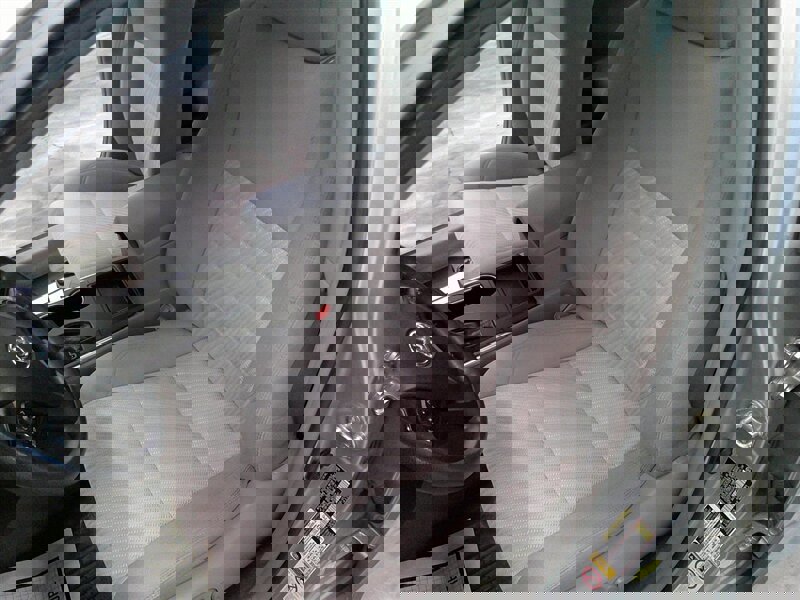 Used 2017 Toyota Camry LE image 22