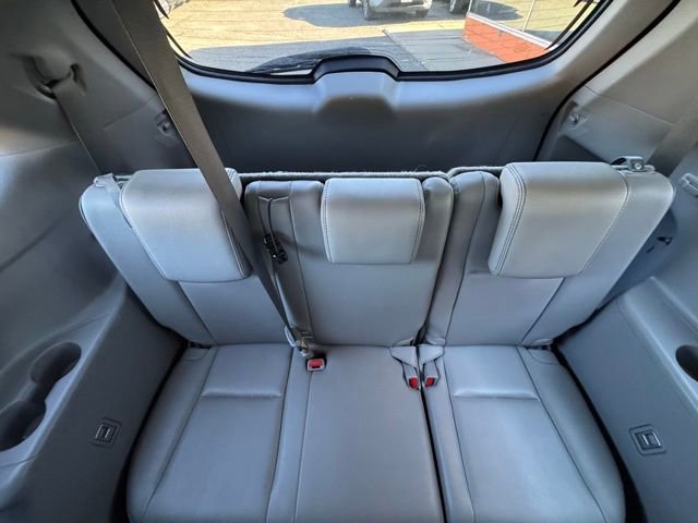 Used 2018 Toyota Highlander XLE AWD/4WD image 16