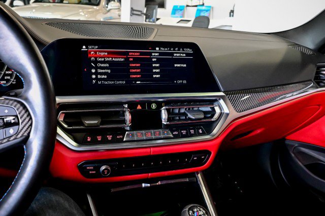 Used 2023 BMW M4 Coupe w/ Executive Package image 31