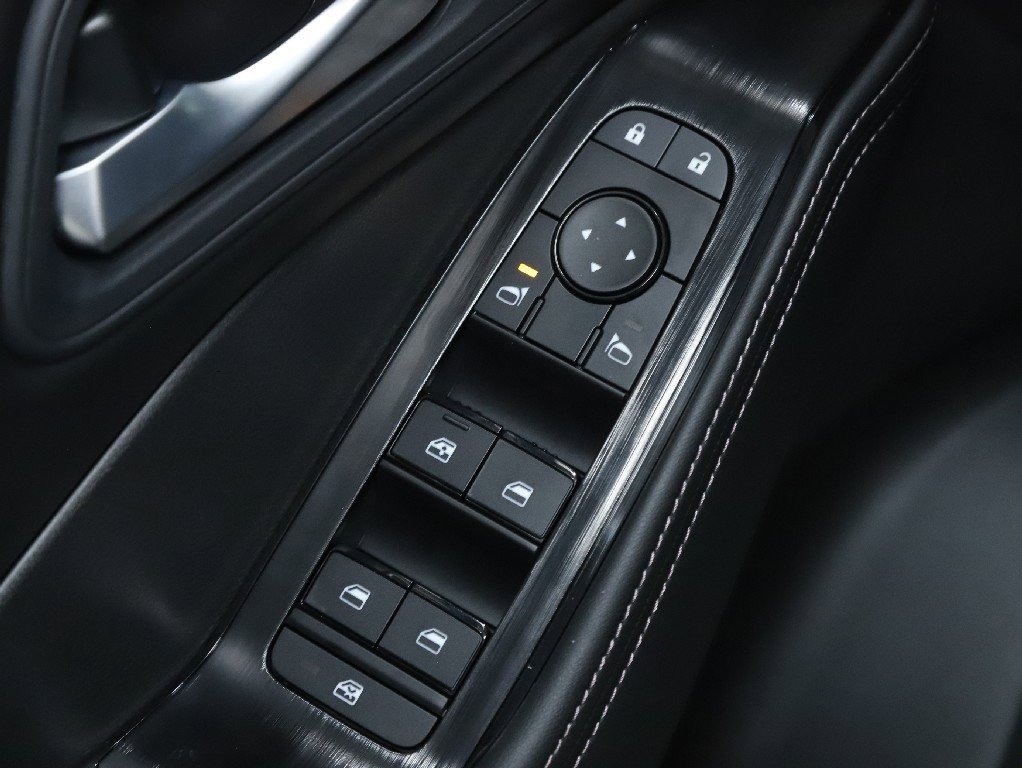 Used 2026 Nissan Rogue SV image 16