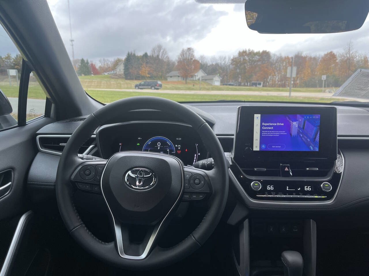 Used 2024 Toyota Corolla Cross AWD Hybrid image 14