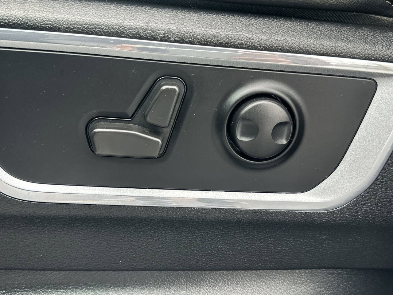 Used 2023 RAM 1500 Laramie image 19