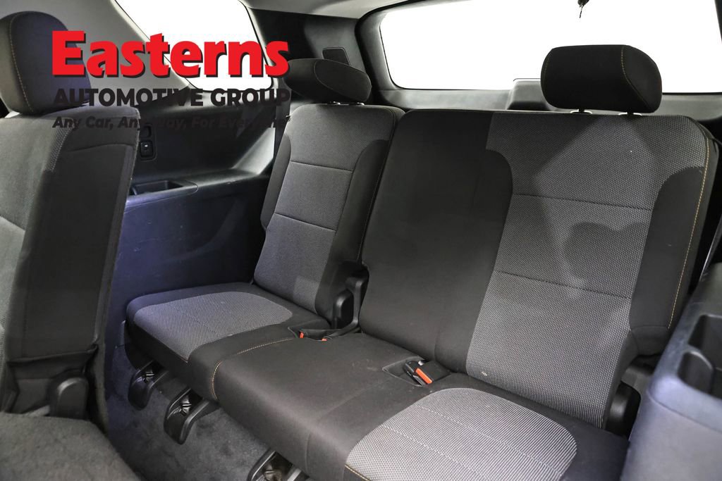 Used 2021 Chevrolet Traverse LS w/ LPO, Floor Liner Package AWD/4WD image 26