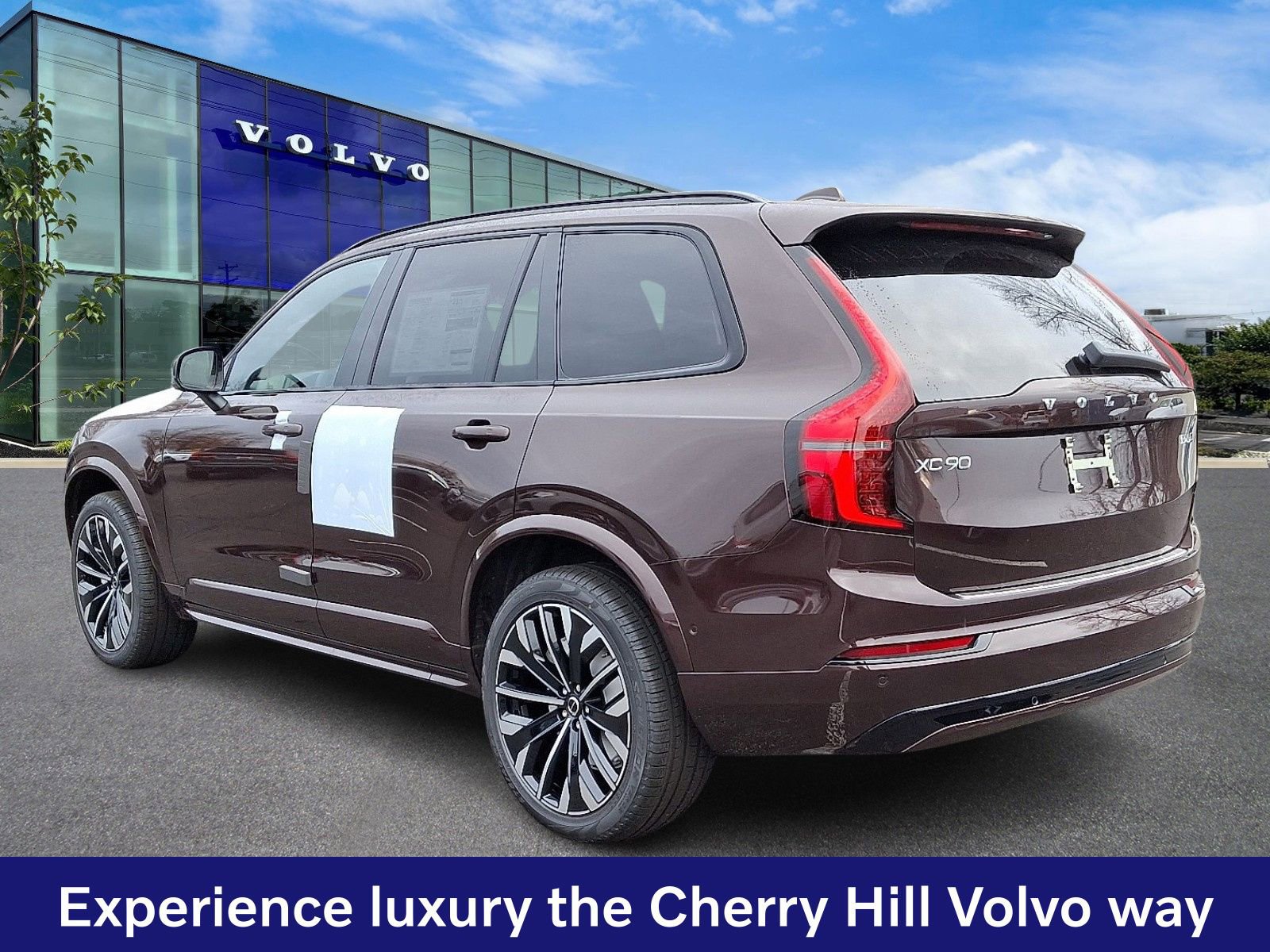 New 2026 Volvo XC90 B6 Ultra w/ Lounge Package AWD/4WD image 3