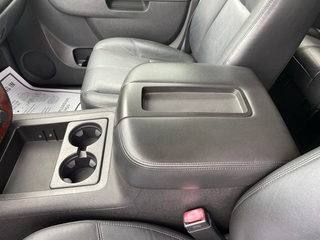 Used 2012 Chevrolet Tahoe LT w/ Luxury Package AWD/4WD image 15