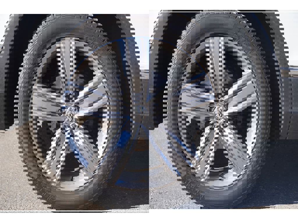 Used 2019 Volkswagen Tiguan SEL Premium w/ 3rd Row Seat Package image 7