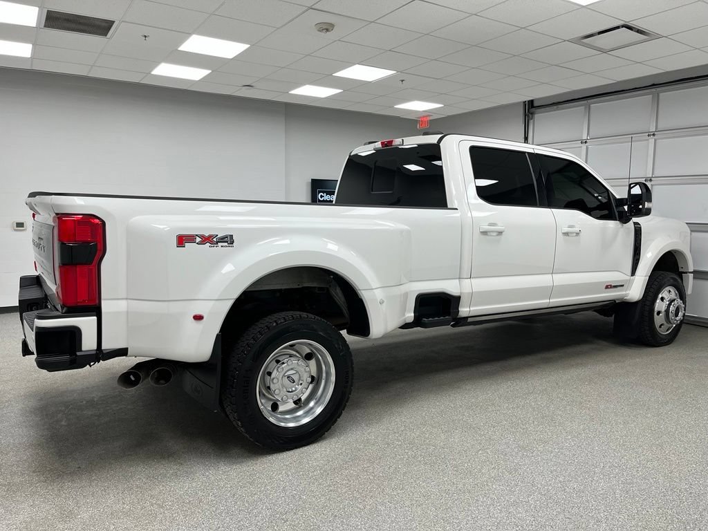 Used 2026 Ford F450 Platinum w/ FX4 Off-Road Package AWD/4WD image 11